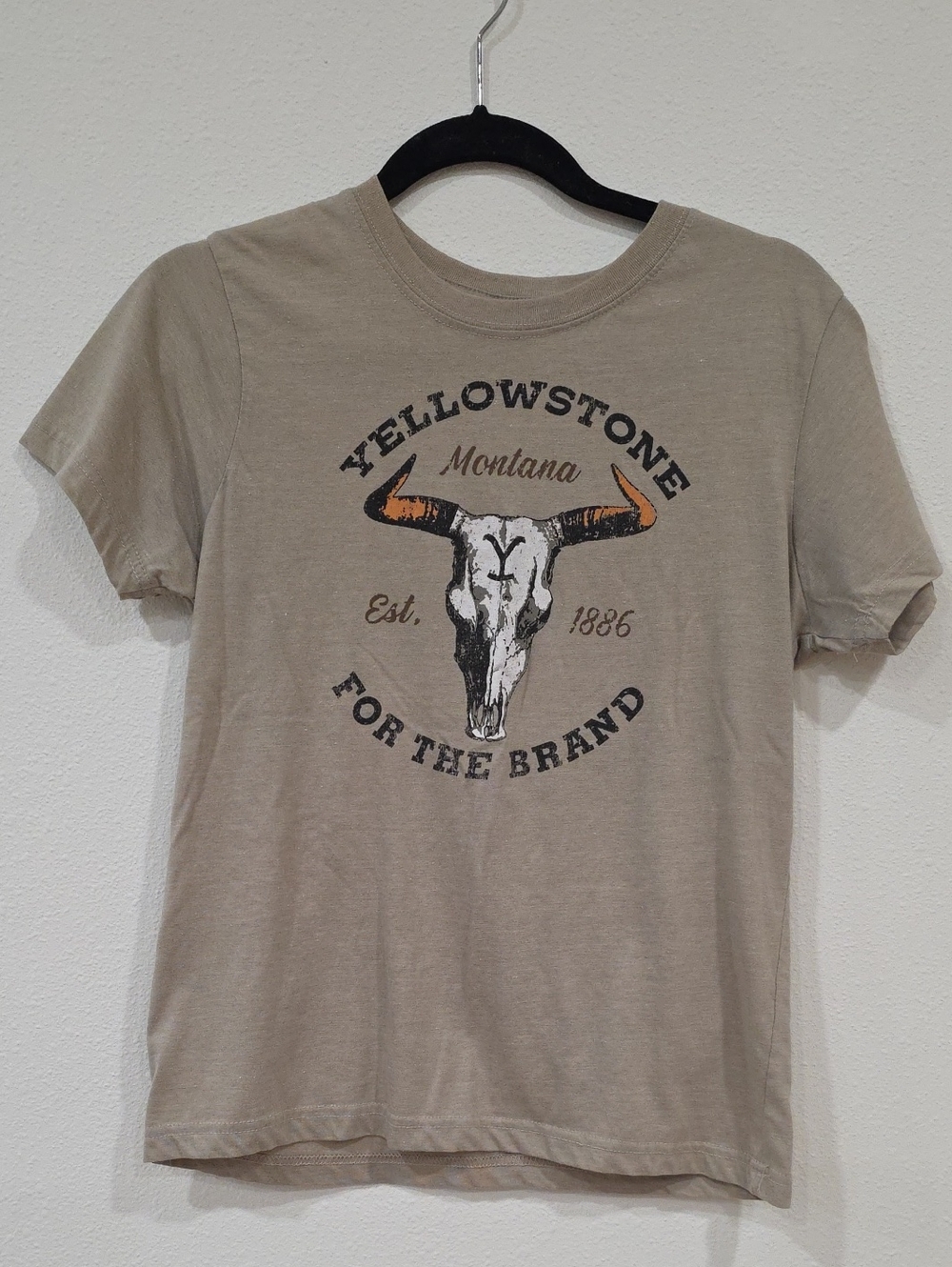 Yellowstone Montans Skull Short Sleeve Graphic Tee